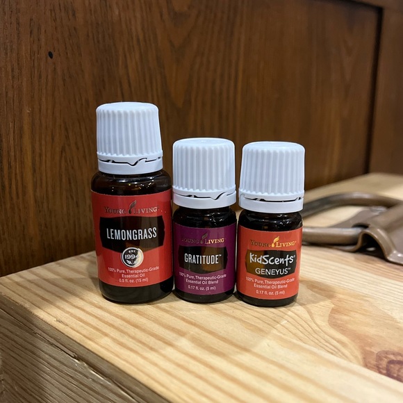 Young Living Essential Oil Bundle - Picture 1 of 1